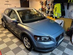 Blå Begagnad 2010 Volvo C30 Kinetic Halvkombi | 53 000 kr (Marknadspris)