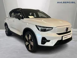 Vit Begagnad 2024 Volvo XC40 Ultimate SUV | 459 500 kr