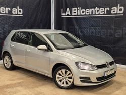 Silver Begagnad 2017 VW Golf VII Halvkombi | 119 900 kr (Marknadspris)