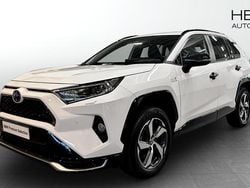 Vit (white) Begagnad 2020 Toyota RAV4 Hybrid Edition SUV | 348 700 kr (Bra pris)