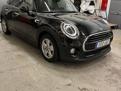 Begagnad 2019 Mini Cooper Halvkombi | 158 900 kr (Superpris)