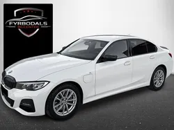 Vit Begagnad 2020 BMW 330e M Sport Sedan | 359 000 kr (Marknadspris)
