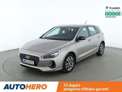 Ljusbrun Begagnad 2017 Hyundai i30 Premium Halvkombi | 187 000 kr (Marknadspris)