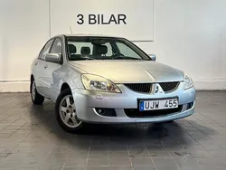 Silver Begagnad 2003 Mitsubishi Lancer Sedan | 15 990 kr (Bra pris)