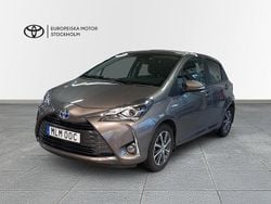 Mörkgrå Begagnad 2019 Toyota Yaris Hybrid Halvkombi | 194 900 kr (Marknadspris)