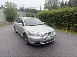 Silver Begagnad 2006 Toyota Avensis Kombi | 20 000 kr (Superpris)
