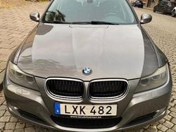 Grå Begagnad 2012 BMW 320 M Sport Kombi | 65 000 kr (Bra pris)