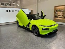XPENG P7