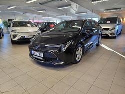 Svart Begagnad 2021 Toyota Corolla Style Kombi | 215 000 kr (Marknadspris)