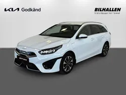 Vit Begagnad 2022 Kia Ceed Sportswagon Advance Kombi | 259 900 kr (Marknadspris)