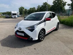 Vit Begagnad 2018 Toyota Aygo X-play Halvkombi | 97 000 kr (Marknadspris)