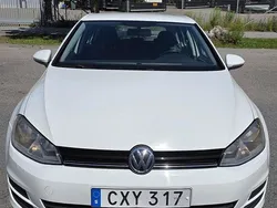 Vit Begagnad 2015 VW Golf VII Halvkombi | 80 000 kr (Bra pris)