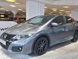 Mörkgrå (grå) Begagnad 2015 Honda Civic Sport Halvkombi | 139 900 kr (Marknadspris)