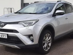 Silver Begagnad 2016 Toyota RAV4 Multidrive S SUV | 182 000 kr (Bra pris)
