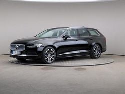 Svart Begagnad 2023 Volvo V90 Core Kombi | 365 000 kr (Marknadspris)