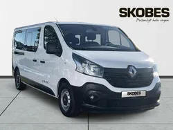 Vit Begagnad 2018 Renault Trafic Van | 249 900 kr