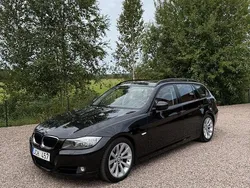 Svart Begagnad 2009 BMW 320 Kombi | 68 000 kr (Dyr)