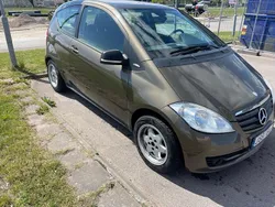 Brun Begagnad 2009 Mercedes A160 Halvkombi | 15 000 kr (Superpris)