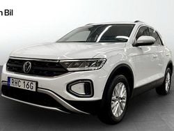 Vit Begagnad 2022 VW T-Roc Life SUV | 259 900 kr (Marknadspris)