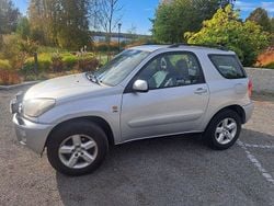 Silver Begagnad 2001 Toyota RAV4 SUV | 26 000 kr (Marknadspris)