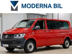 Röd Begagnad 2018 VW Caravelle Minibuss | 264 700 kr (Marknadspris)