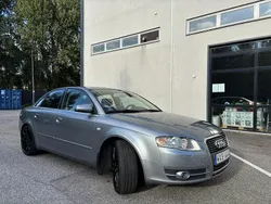 Grå Begagnad 2005 Audi A4 Comfort Sedan | 58 000 kr (Lite dyr)