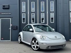 Grå Begagnad 1999 VW Beetle Highline Halvkombi | 29 900 kr (Superpris)