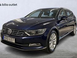 Mörkblå (blå) Begagnad 2015 VW Passat GT Kombi | 124 900 kr (Marknadspris)