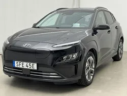 Svart Begagnad 2021 Hyundai Kona Advanced SUV | 210 000 kr (Marknadspris)