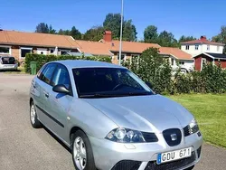 Silver Begagnad 2006 Seat Ibiza Halvkombi | 30 000 kr (Lite dyr)