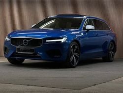 Blå Begagnad 2017 Volvo V90 R-Design Pro Kombi | 294 900 kr (Marknadspris)