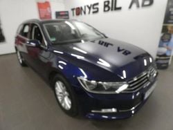 Mörkblå (blå) Begagnad 2019 VW Passat Kombi | 99 900 kr