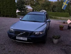Blå Begagnad 2001 Volvo XC70 SUV | 33 500 kr (Marknadspris)