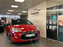 Röd Begagnad 2011 Citroën DS3 Halvkombi | 54 900 kr (Marknadspris)