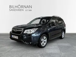 Mörkgrå Begagnad 2015 Subaru Forester SUV | 194 900 kr (Marknadspris)