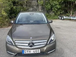 Grå Begagnad 2012 Mercedes B180 Minibuss | 82 000 kr (Bra pris)