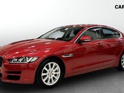 Röd Begagnad 2017 Jaguar XE Sedan | 229 900 kr (Dyr)