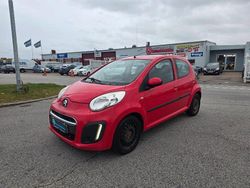 Röd Begagnad 2013 Citroën C1 Halvkombi | 45 900 kr (Marknadspris)