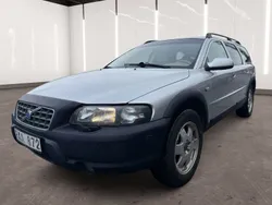 Ljusgrå (grå) Begagnad 2001 Volvo XC70 SUV | 39 900 kr (Lite dyr)