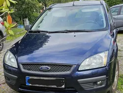 Blå Begagnad 2006 Ford Focus Kombi | 20 000 kr