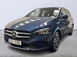 Blå Begagnad 2020 Mercedes B250e Advantage Minibuss | 289 900 kr (Marknadspris)