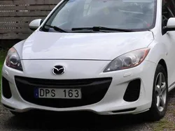 Vit Begagnad 2011 Mazda 3 Halvkombi | 28 000 kr (Bra pris)