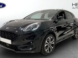 Svart (black) Begagnad 2022 Ford Puma ST-Line SUV | 219 000 kr (Marknadspris)