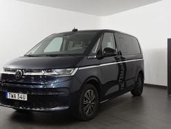 Blå Begagnad 2023 VW Multivan Van | 529 800 kr