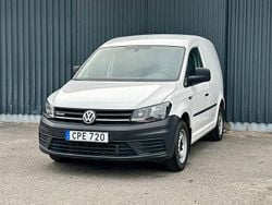 Vit Begagnad 2017 VW Caddy Minibuss | 110 000 kr (Marknadspris)