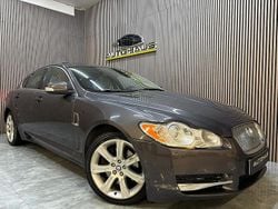 Grå Begagnad 2009 Jaguar XF Luxury Sedan | 64 900 kr