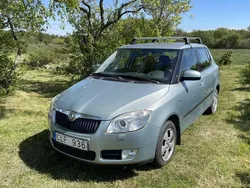 Grön Begagnad 2010 Skoda Fabia Halvkombi | 19 000 kr (Superpris)