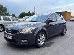Grå Begagnad 2010 Kia Ceed Halvkombi | 45 900 kr (Marknadspris)
