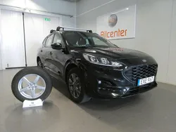 Svart Begagnad 2021 Ford Kuga ST-Line SUV | 239 900 kr (Marknadspris)