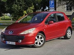 Röd Begagnad 2006 Peugeot 307 Halvkombi | 32 000 kr (Lite dyr)